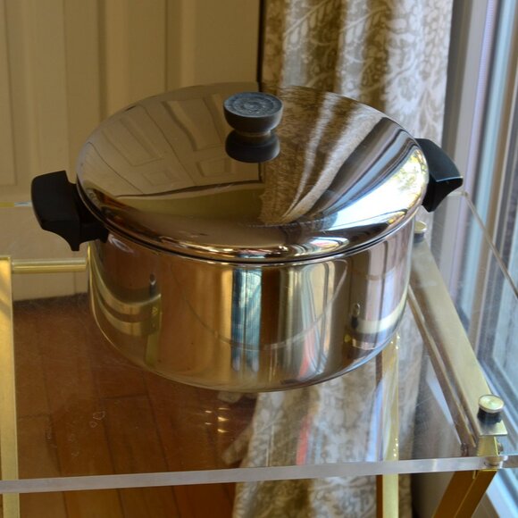 Revere Ware 6 Qt Stainless Steel Pot with Lid - Picture 1 of 9
